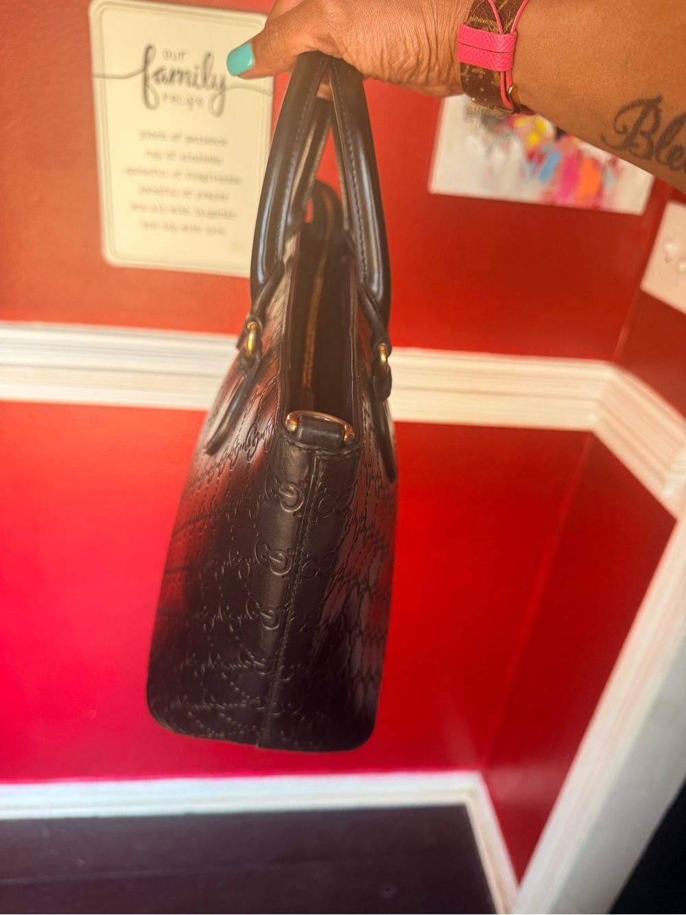 Gucci Black Embossed GG Leather Tote with Gold Hardware - Picture 2 of 10